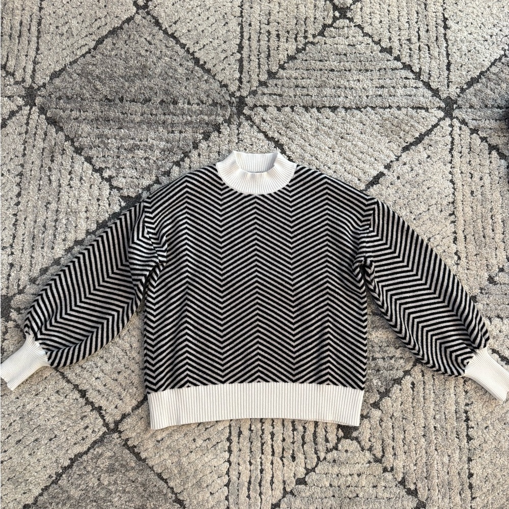 Monochrome Chevron Crew Neck Sweater